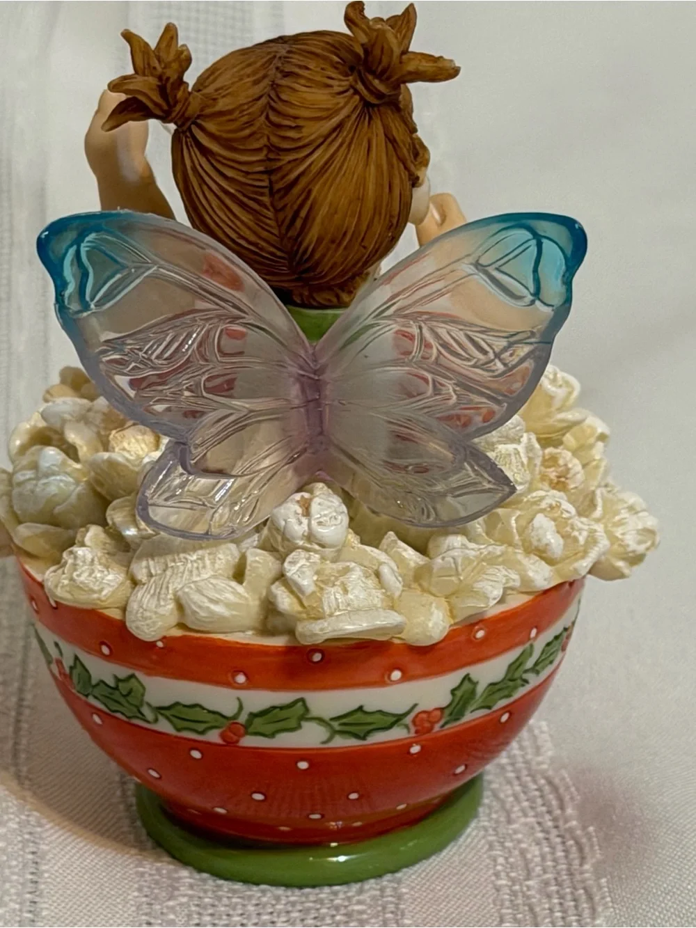 Stringing Popcorn Fairie 2006 Enesco Little Kitchen Fairies #4005699 Christmas